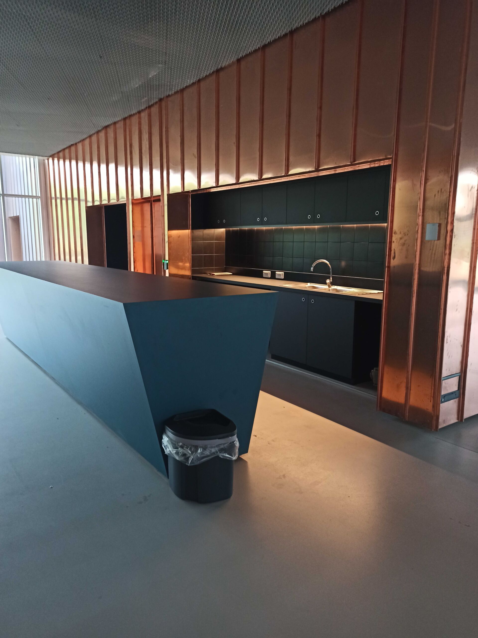 Cuisine du hall du Cube Garges